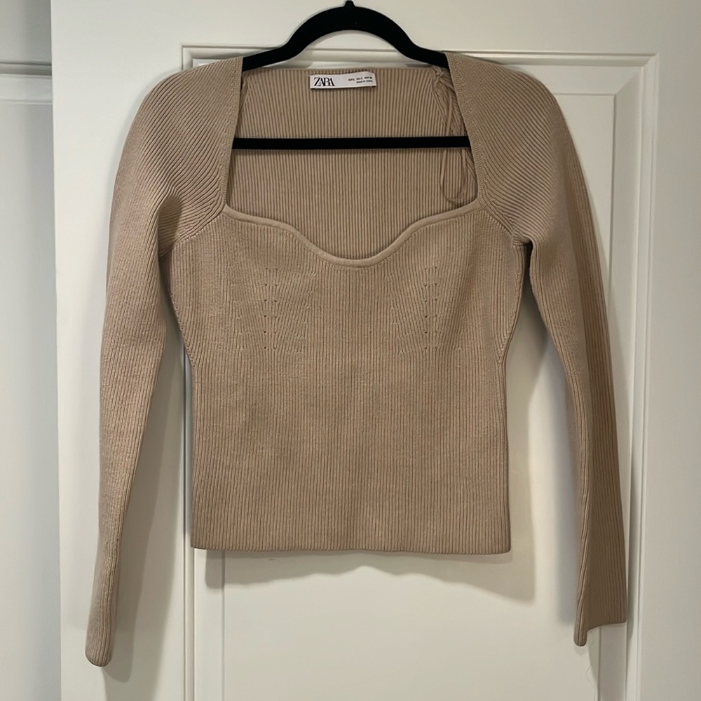 Sweetheart Neckline Fitted Sweater
